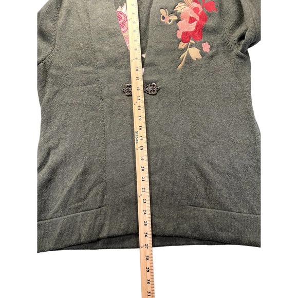 Soft Surroundings Green Embroidered Floral Okata Sweater Cardigan Size Large - Picture 9 of 10